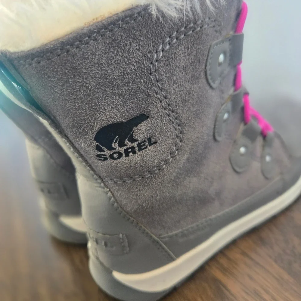 Sorel Whitney Kids Grey Suede‎ Felt Waterproof Winter Boots Pink Bungee Faux Fur